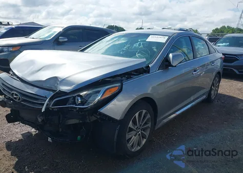 2015 Hyundai Sonata Sport/Limited z USA, uszkodzony, nr VIN 5NPE34AFXFH106491